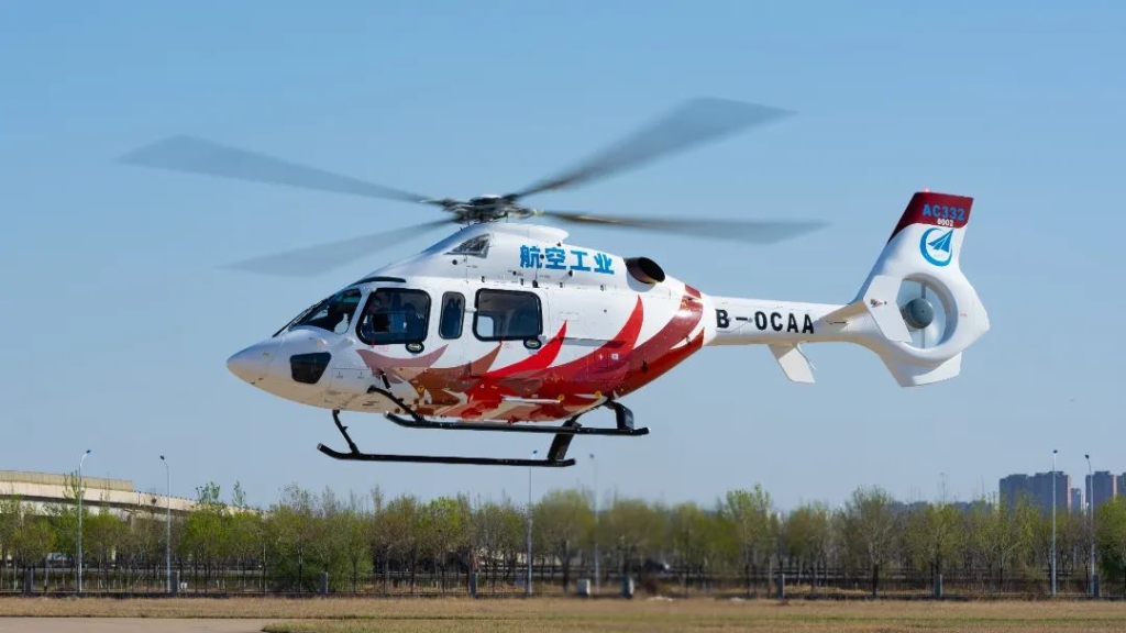 China’s AVIC Flies AC332 Helicopter for First Time