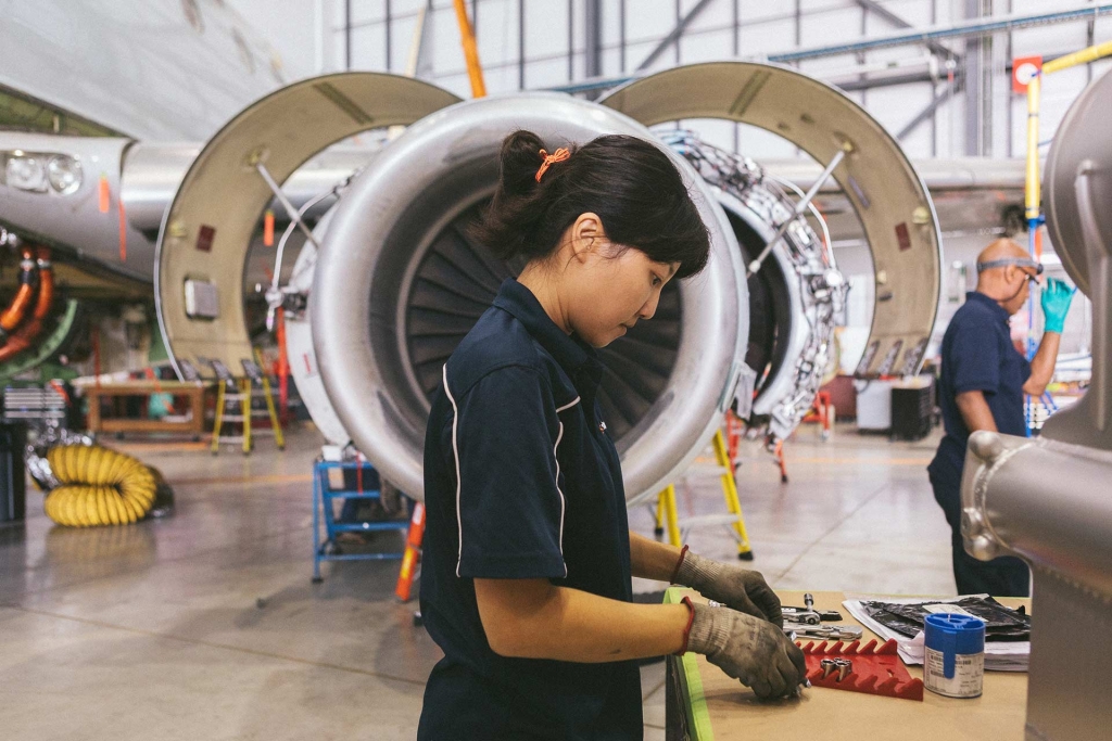 Skyservice Expands FBO Network to California